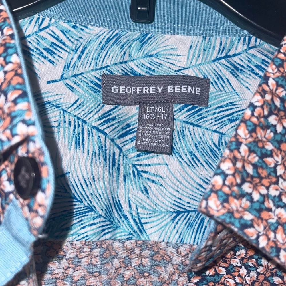Geoffrey Beene button down long sleeved dress shirt… colorful!